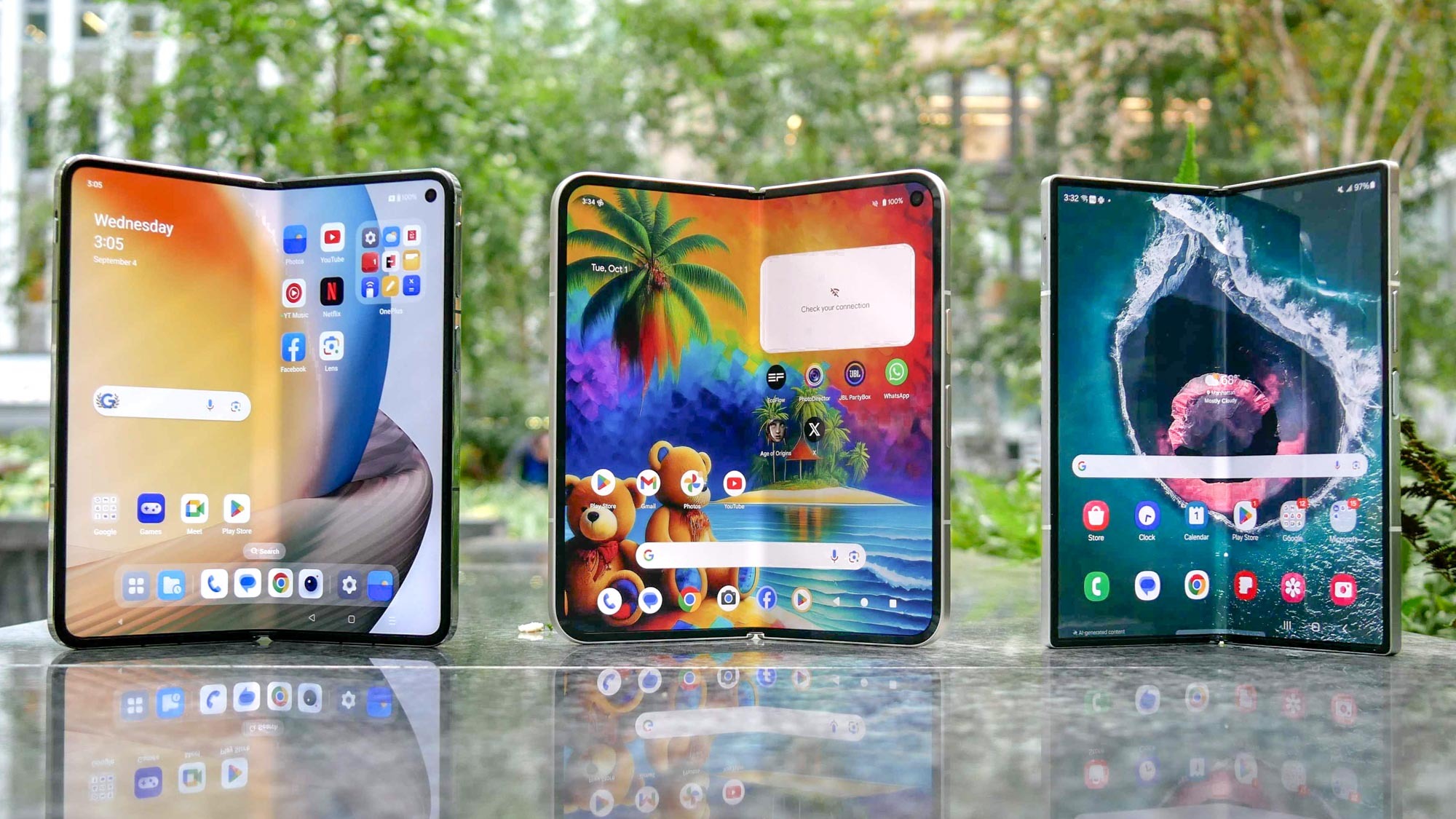 Why Everyone’s Obsessed with Foldable Phones – Are They Worth It?